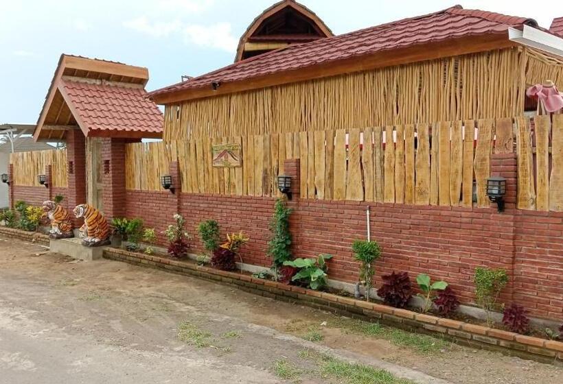 Номер Deluxe Вид на Горы, Melasti Mountain Villa, Amed Bali   Agung Room 4