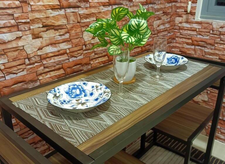 침실 1개 발코니 아파트, 1br Aesthetic Condotel With Balcony   Edsa