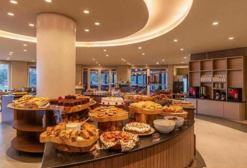 Апартаменты 1 Спальня с Видом, Apartamento No Golden Gramado Resort Laghetto