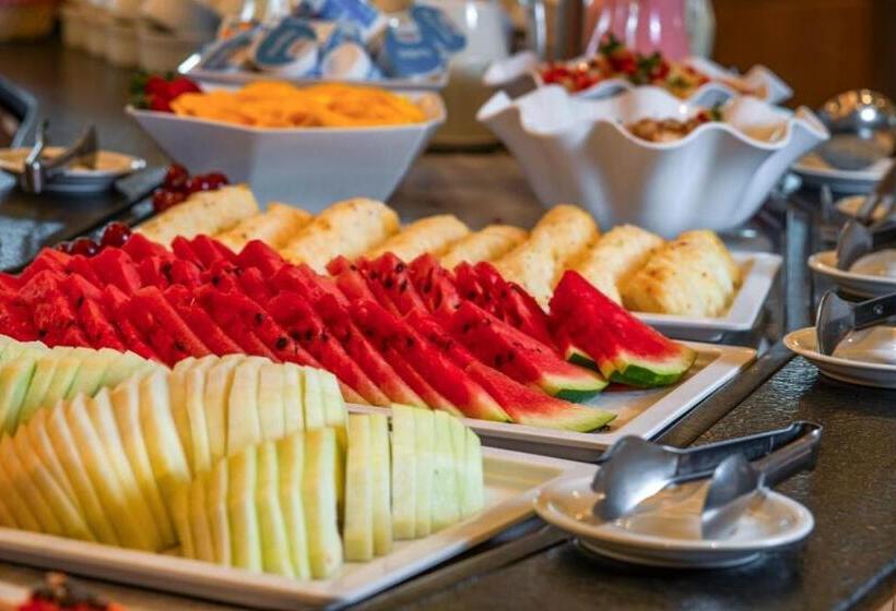 Апартаменты 1 Спальня с Видом, Apartamento No Golden Gramado Resort Laghetto