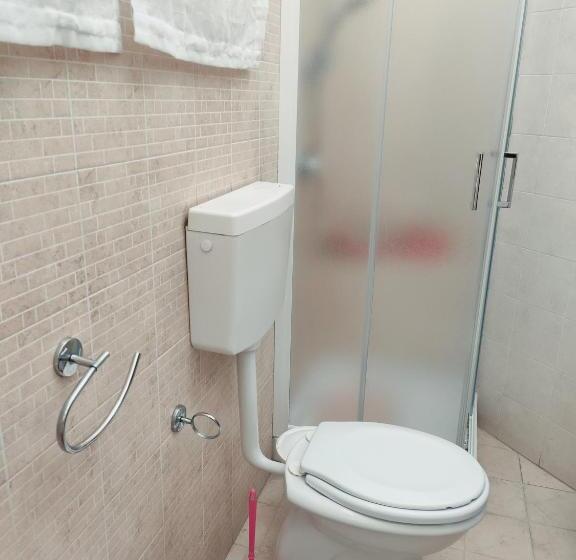 חדר סטנדרט לשלושה, B&b Gi Rosa Caltagirone