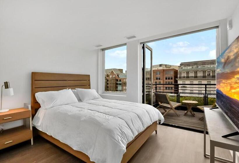 Apartamento 3 Dormitórios, Hala Dc