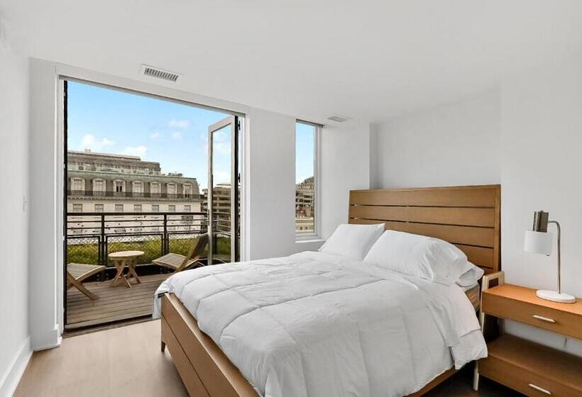 Apartamento 3 Dormitórios, Hala Dc