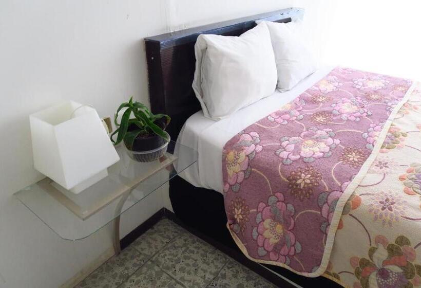 اتاق استاندارد, Llanito Ags