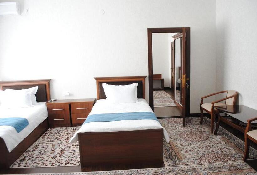 חדר משפחתי, Poykent Naqshband