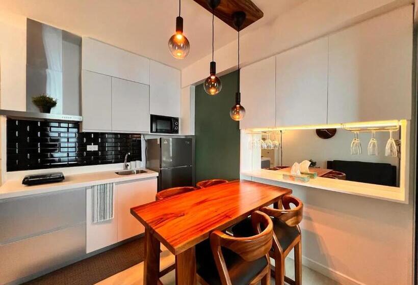 침실 1개 디럭스 아파트, Manila Philippines, Azure Urban Resort Staycation By Leroche Near Ninoy Aquino International Airport