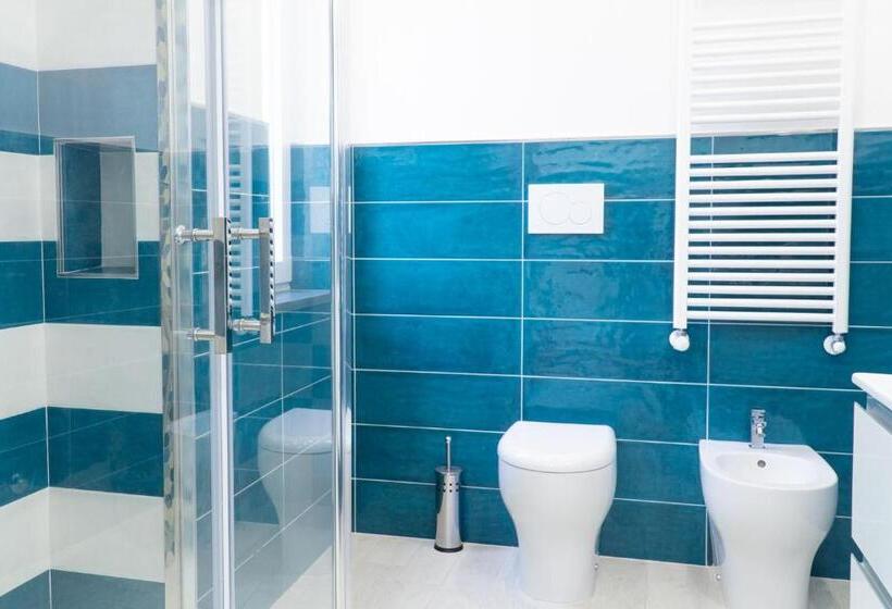 דירת חדר נוף לבריכה, Summer Colors Rooms & Apartments