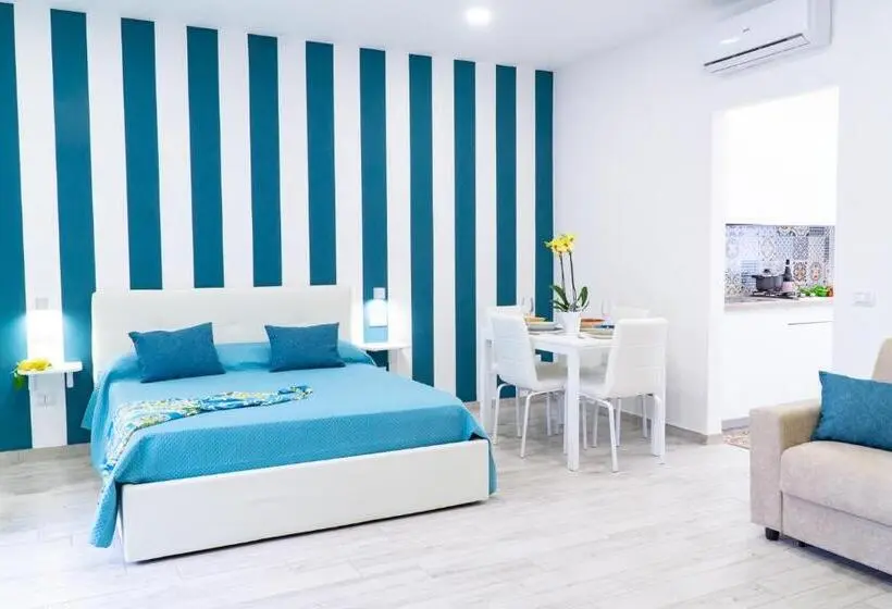 آپارتمان 1 خوابه با چشم‌انداز استخر, Summer Colors Rooms & Apartments