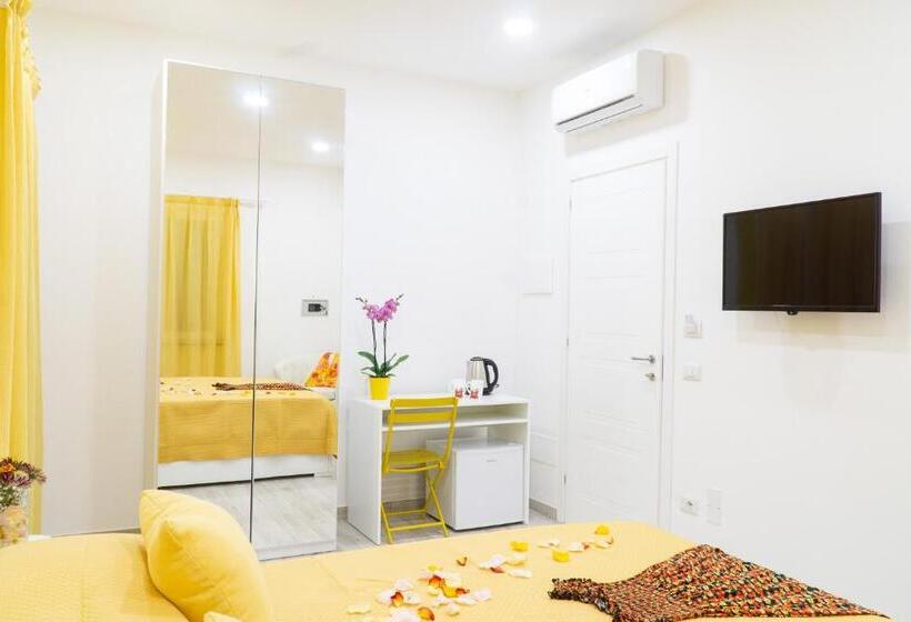 חדר סטנדרט עם טרסה, Summer Colors Rooms & Apartments