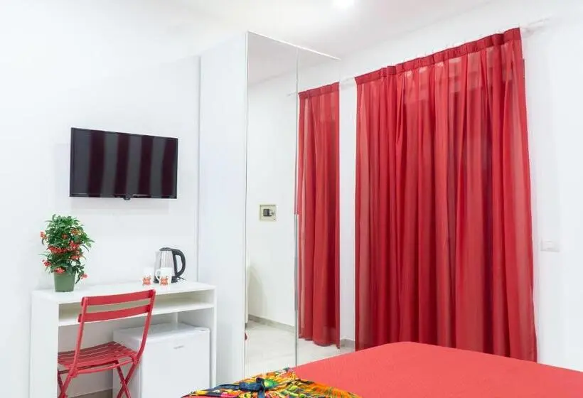 اتاق لوکس با چشم‌انداز دریا, Summer Colors Rooms & Apartments