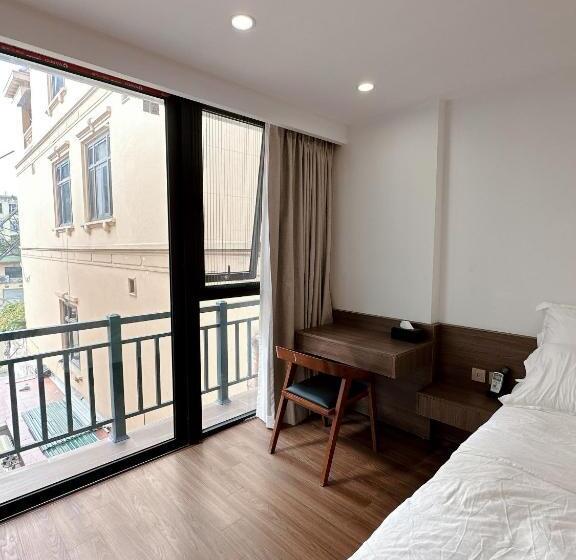 استودیوی استاندارد, Tinh Anh Home