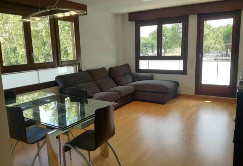 标准单人间, Habitacion Con Piscina Y Sauna