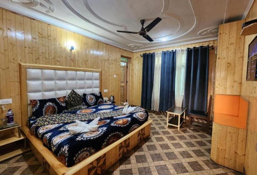 スタンダードルーム, Behtereen Resort