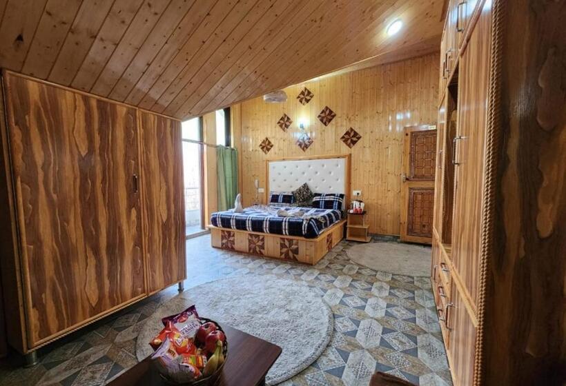 スタンダードルーム, Behtereen Resort