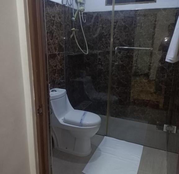 غرفة كومفورت ثلاثية, Tenshin Residance