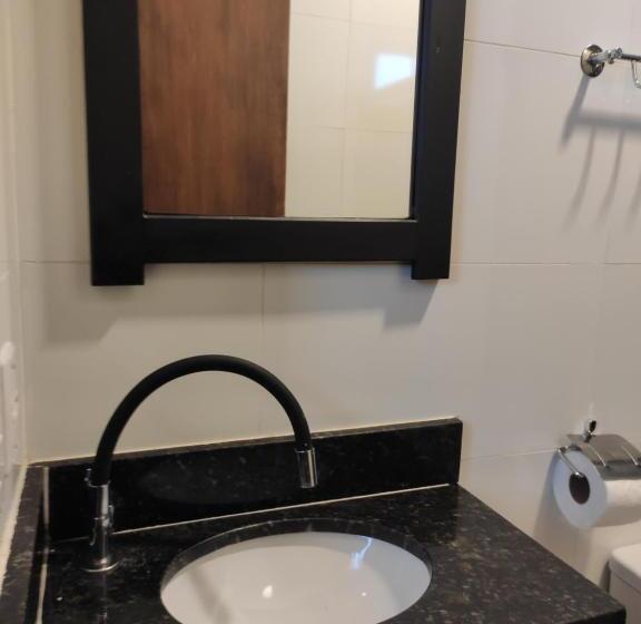 Люкс, Vitória Suítes Vila De São Jorge