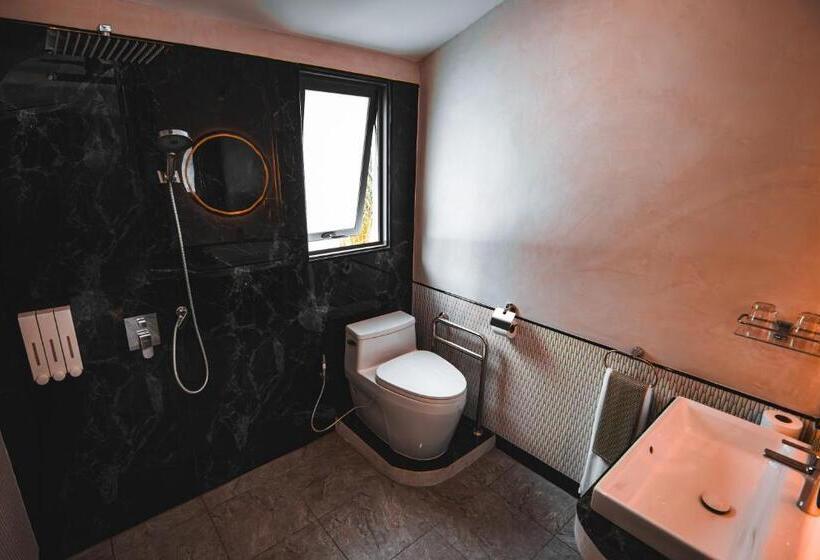 Полулюкс Повышенной Комфортности, La Belle Vie   Boutique Hotel Adults Only