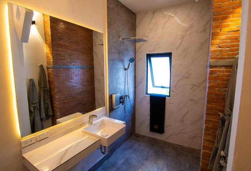 Трехместный Номер Deluxe, La Belle Vie   Boutique Hotel Adults Only