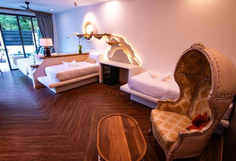 Семейный Номер Deluxe, La Belle Vie   Boutique Hotel Adults Only