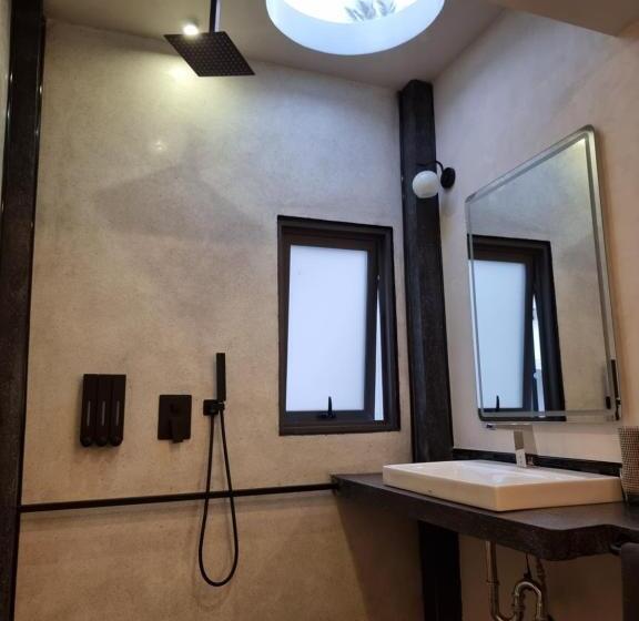Номер Deluxe Кровать Кинг, La Belle Vie   Boutique Hotel Adults Only
