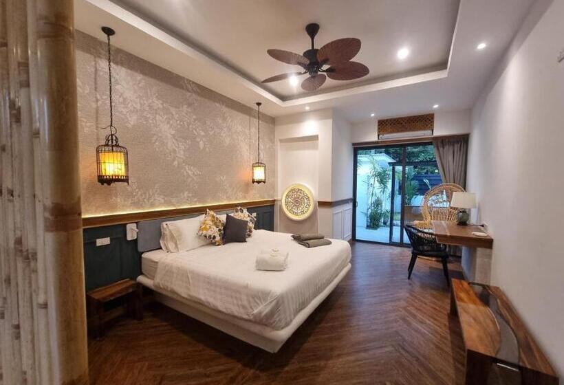 Номер Deluxe Кровать Кинг, La Belle Vie   Boutique Hotel Adults Only