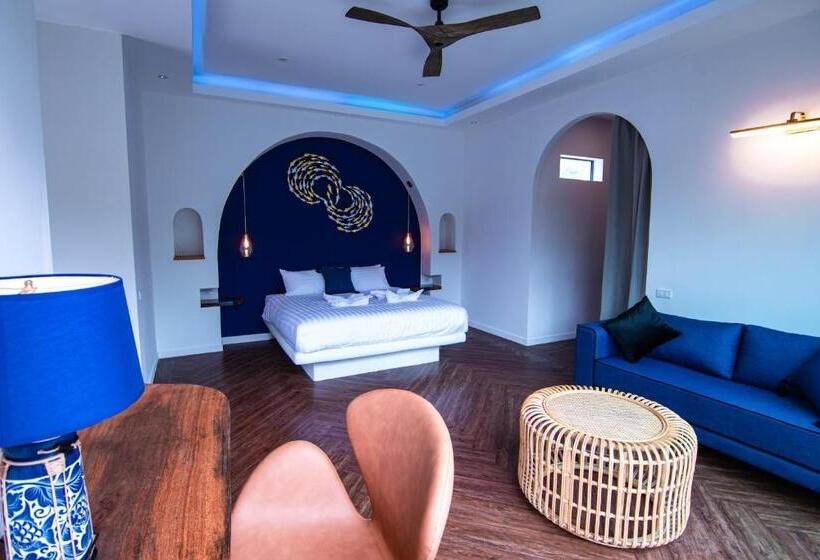 Полулюкс Повышенной Комфортности, La Belle Vie   Boutique Hotel Adults Only