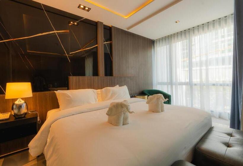 Люкс, Mountain View@nimman12 Hotel & Resort