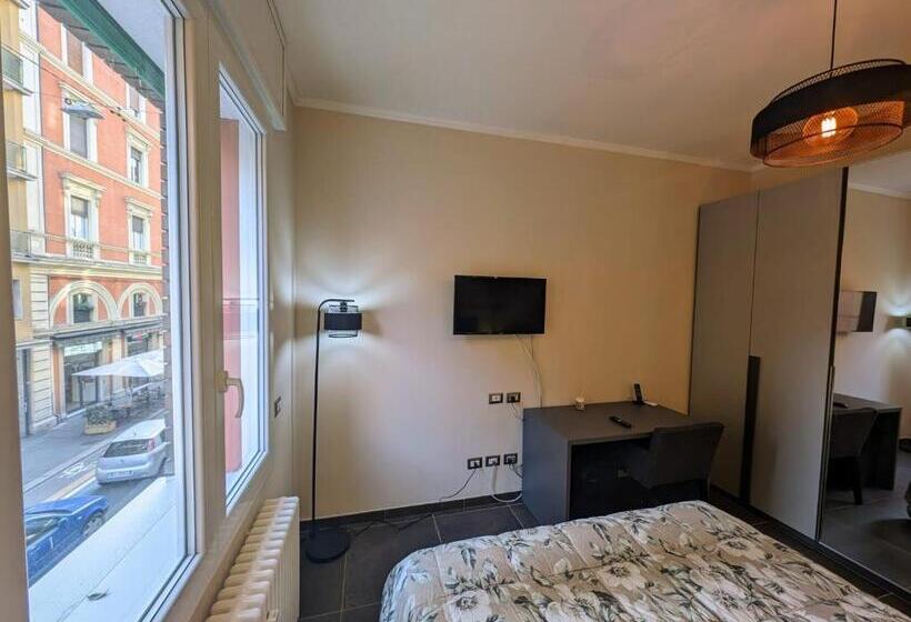 Chambre Supérieure, Benedict Rooms