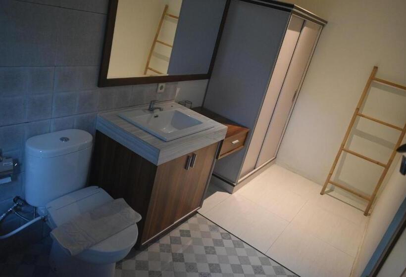 스탠다드 룸 풀장 전망, Ketut Joglo Guest House