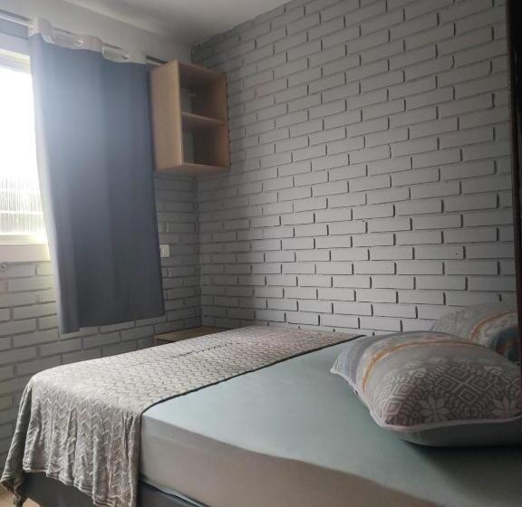 غرفة قياسية, Memora Surfcamp