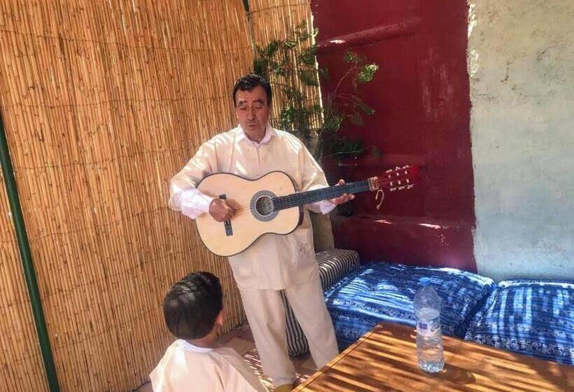 اتاق خانوادگی, Riad Yedouna Panoramique