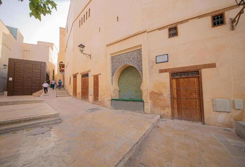 اتاق خانوادگی, Riad Yedouna Panoramique