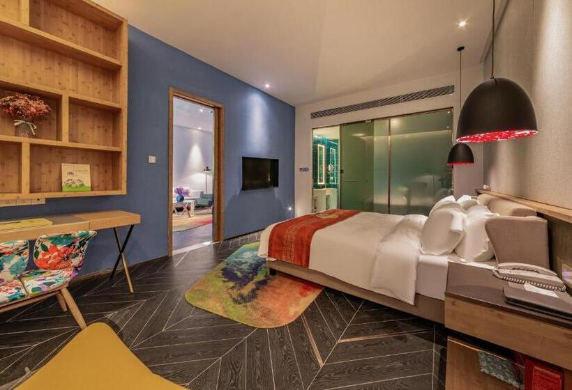 جناح سوبيريور, Nanxianglou Art