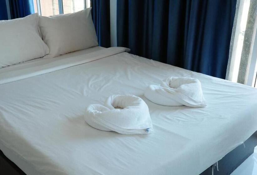 带阳台的豪华间, T33