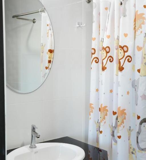 标准间带阳台, T33