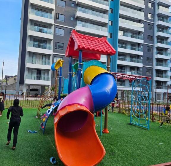 آپارتمان 1 خوابه, Holiday Inn Suits Nairobi