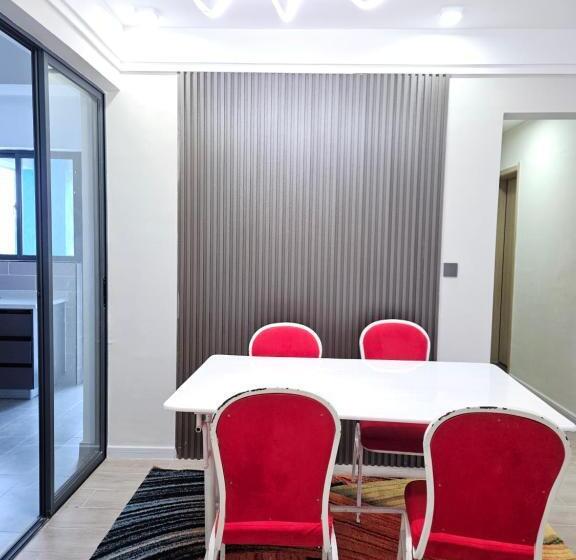 آپارتمان 1 خوابه, Holiday Inn Suits Nairobi