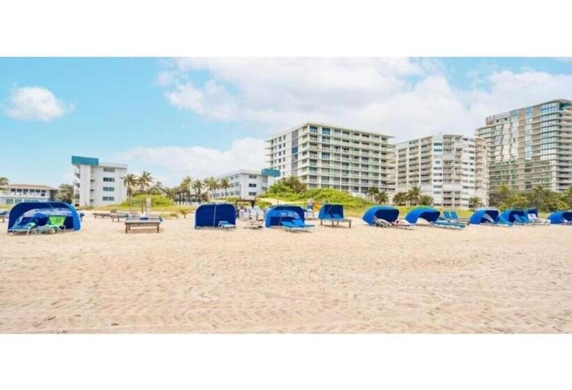 Студия Стандарт Вид на Море, Discover The Charm And The Sea Gardens, An Exceptional Gold Coast Studio Condo Retreat   Special Off