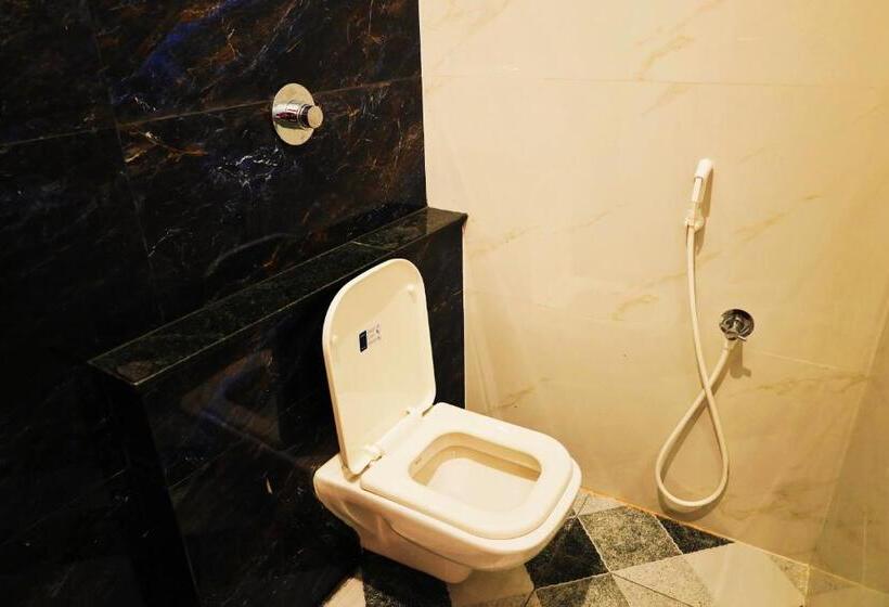 شقة غرفتين, Auro Galaxy Pondy With Swimming Pool