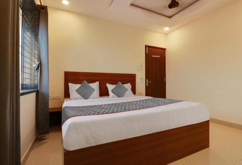 חדר סטנדרט, Collection O Gokul Pride