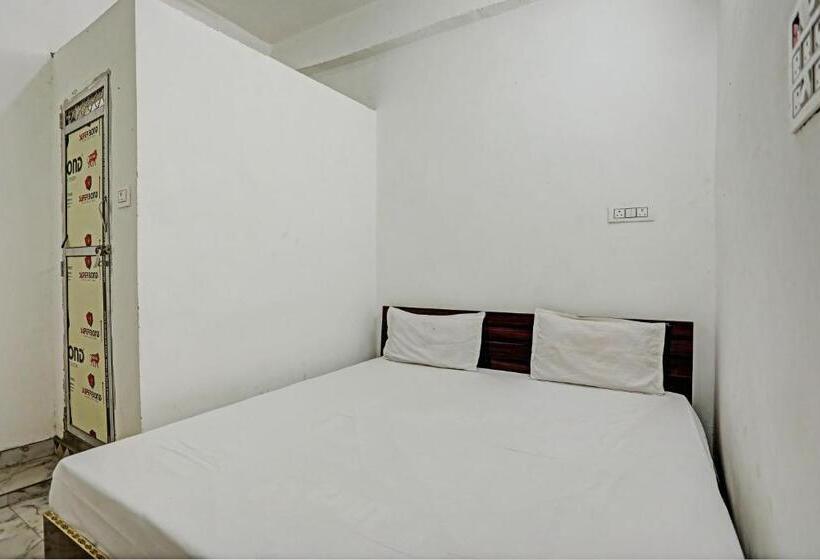 Трехместный Номер Классика, Oyo Alpha Guest House & Restaurant