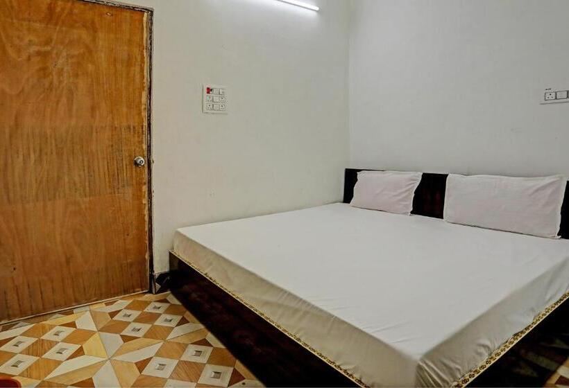 Трехместный Номер Классика, Oyo Alpha Guest House & Restaurant