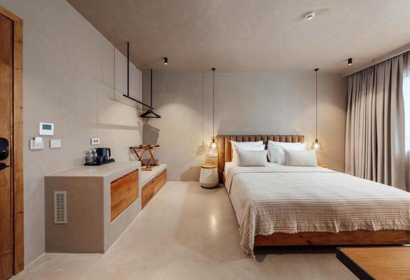 חדר דלוקס, Roome