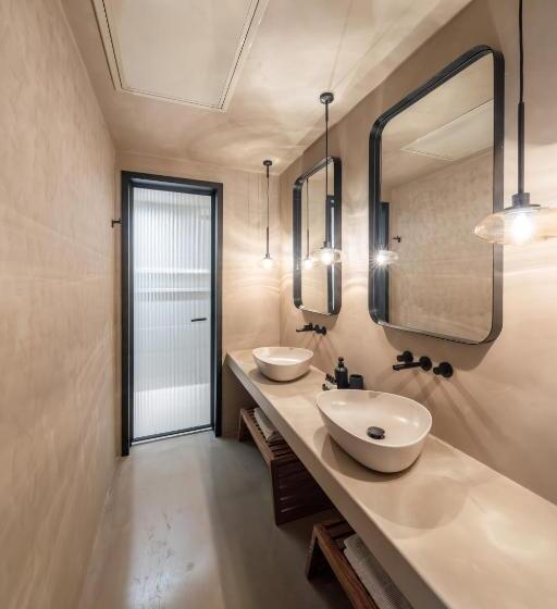 חדר דלוקס עם מרפסת, Roome