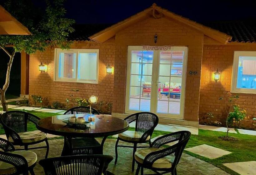 别墅: 1间卧室带游泳池, Sukriti Farmhouse, Cottage Theme Stay In Ncr