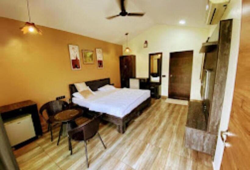 Номер Deluxe, Jimira Resort , Shivrajpur