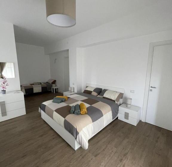 غرفة قياسية ثلاثية, Mamà B&b