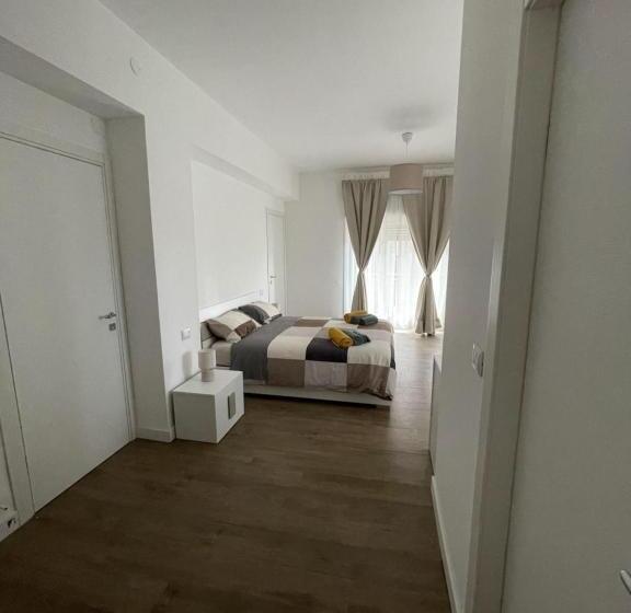 غرفة قياسية ثلاثية, Mamà B&b