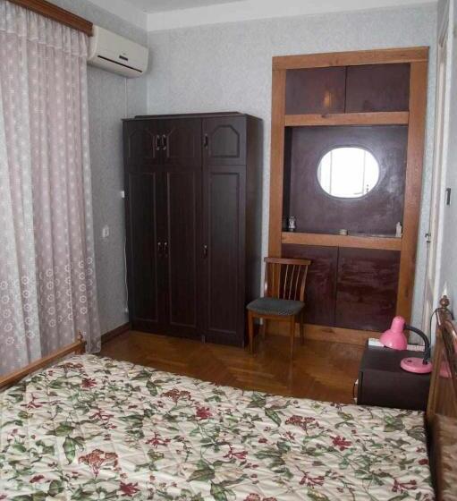 اتاق استاندارد, Georgian House