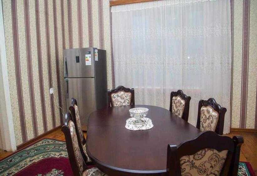 اتاق استاندارد, Georgian House